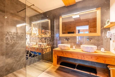 Chalet in Grand-Bornand mit Sauna & Blick