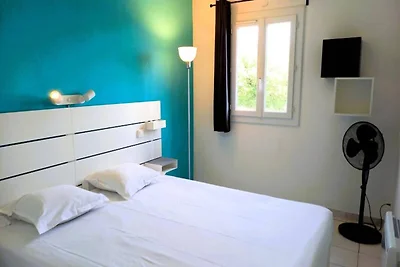 Wohnung in Grimaud mit Blick auf den Pool