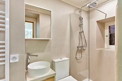 Hervorragende Wohnung Arc de...