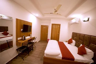 Hotel O Kargil-complex
