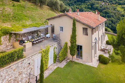 Luxusvilla mit 10 Schlafzimmern in Lucca
