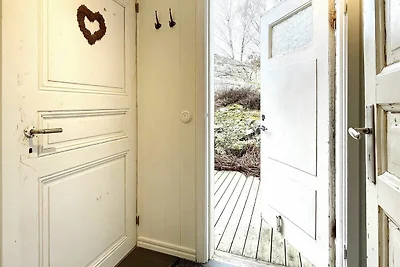 4 Sterne Ferienhaus in JÖRLANDA-By Traum