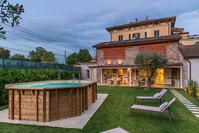 Charmante Lucca-Villa mit Garten