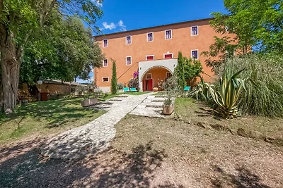 Casale toscano vicino al mare