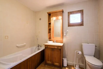 3-Zimmer-Wohnung für 4-6 Personen