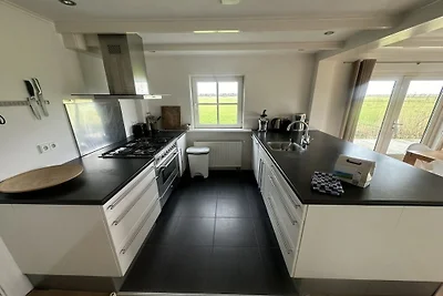 Vakantiehuis in Hollum met barbecue