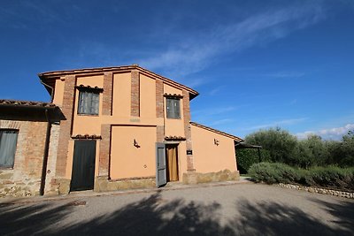 Casa colonica con piscina e terrazza