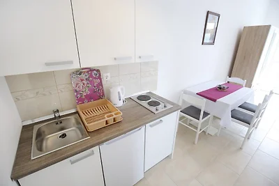 Apartments Kapetan - One Bedroom Apartment wi...