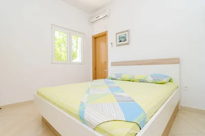Apartments & Rooms Barišić - Standard Studio ...