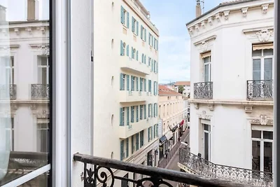 2P Renoviertes Herz von Cannes