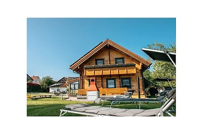 Ferienhaus in Ahorntal mit Schwimmbecken