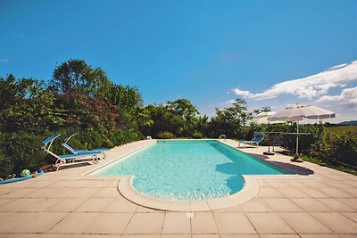 Vakantiehuis in Trecastelli met tuin-voorheen...