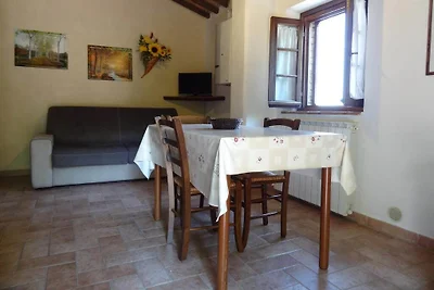 Wohnung in Volterra mit Garten