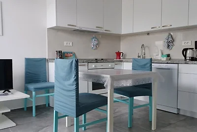 FreeMe Apartment - One Bedroom Apartment with...