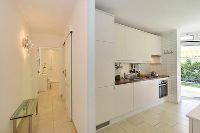 Centralny Bungalow z basenem