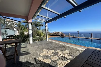 Willa w Ponta do Sol z basenem
