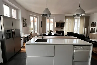 ZAC3562 / Geräumiges 4-Zimmer-Stadtzentrum