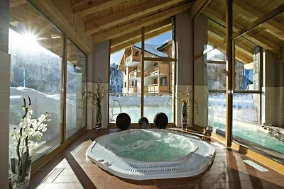 Ferienwohnung in Montgenèvre mit Spa und Pool