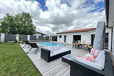 Ferienhaus mit Pool in Balma