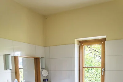 Apartamento vacacional en Pirna con piscina.
