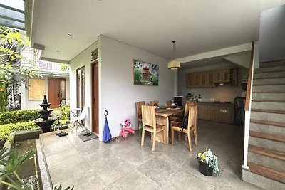 Suite moderna vicino alla spiaggia di Sanur
