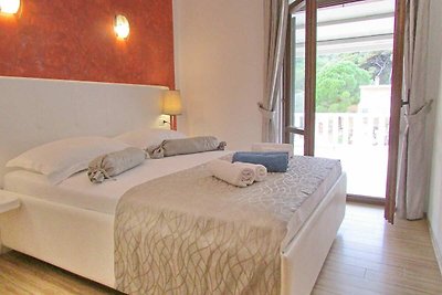 Villa Mirosa-Quadruple Room with Terrace ( 1...