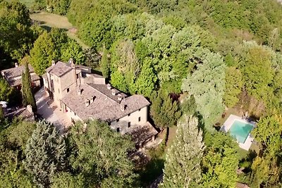 Ferienhaus in Montecastelli mit Garten