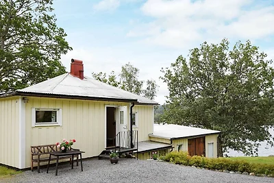5 Personen Ferienhaus in BULLAREN-By Traum