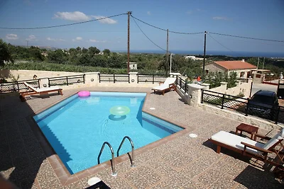 Diamond Villa mit Swimmingpool