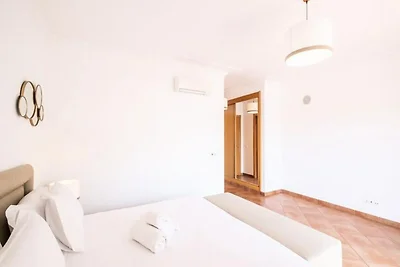 Villa bei Albufeira mit Pool & Tennis