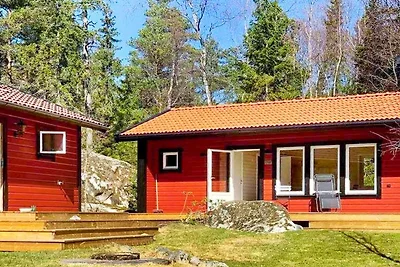 Charmantes Haus auf einer Insel mit Gästehaus