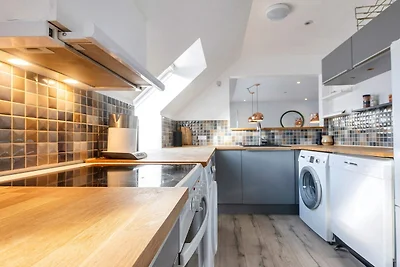 Central Gem in Frederikshavn - By Traum...