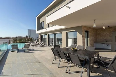 - Villa Seastar
