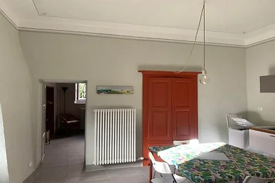 Appartamento con piccolo giardino Cannero...