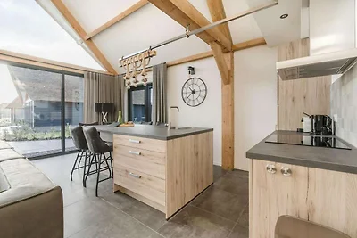 Bungalow in fattoria con vista sullo stagno