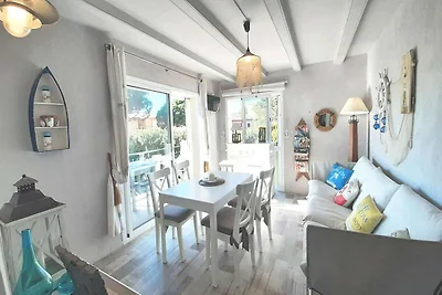 Apartment with shared pool and garden
