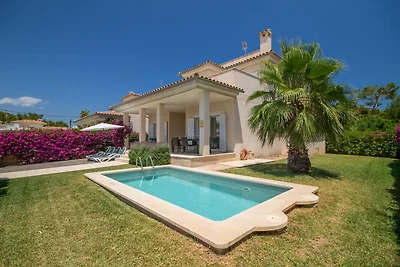 Modern villa in Barcares with pool