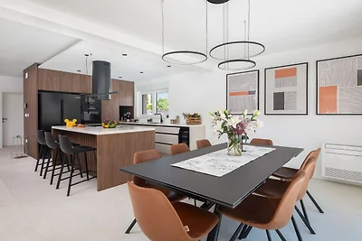 Villa Prima Lux - Four Bedroom Villa with...