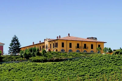 Modernes Herrenhaus in Nizza Monferrato
