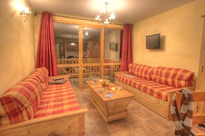 Big apartment in the French-Italian ski resor...
