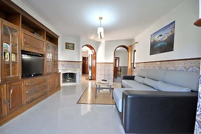Villa im typisch portugiesischen Stil, ruhige...