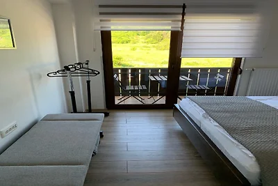 Guesthouse Family Bosnic - Suite Room with Ba...