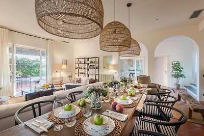 Villa in Pietrasanta bei Apuanischen Alpen