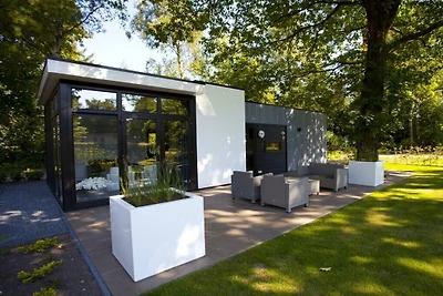 Ferienhaus in Arnhem mit Terrasse