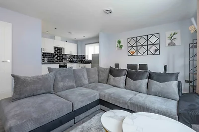 Appartamento londinese con ingresso...