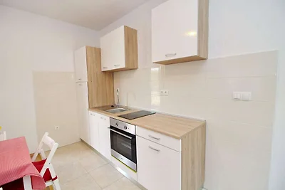 Apartments Nodilo - One Bedroom Apartment wit...