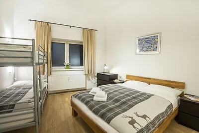 Modernes Apartment in Salzburg mit Balkon