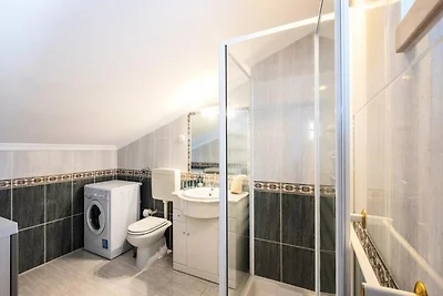 Appartamento ad Albufeira con vista sul mare