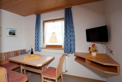 Moderne Ferienwohnung mit Swimmingpool in...