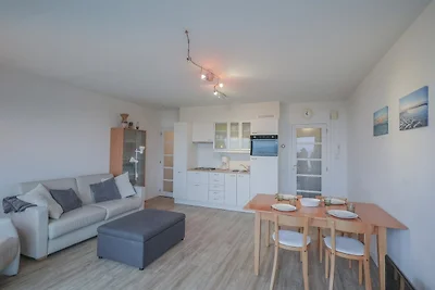 Rustig appartement met balkon, uitzicht op...